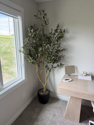 How to Make a Faux Tree Look Real: 4 Designer Secret